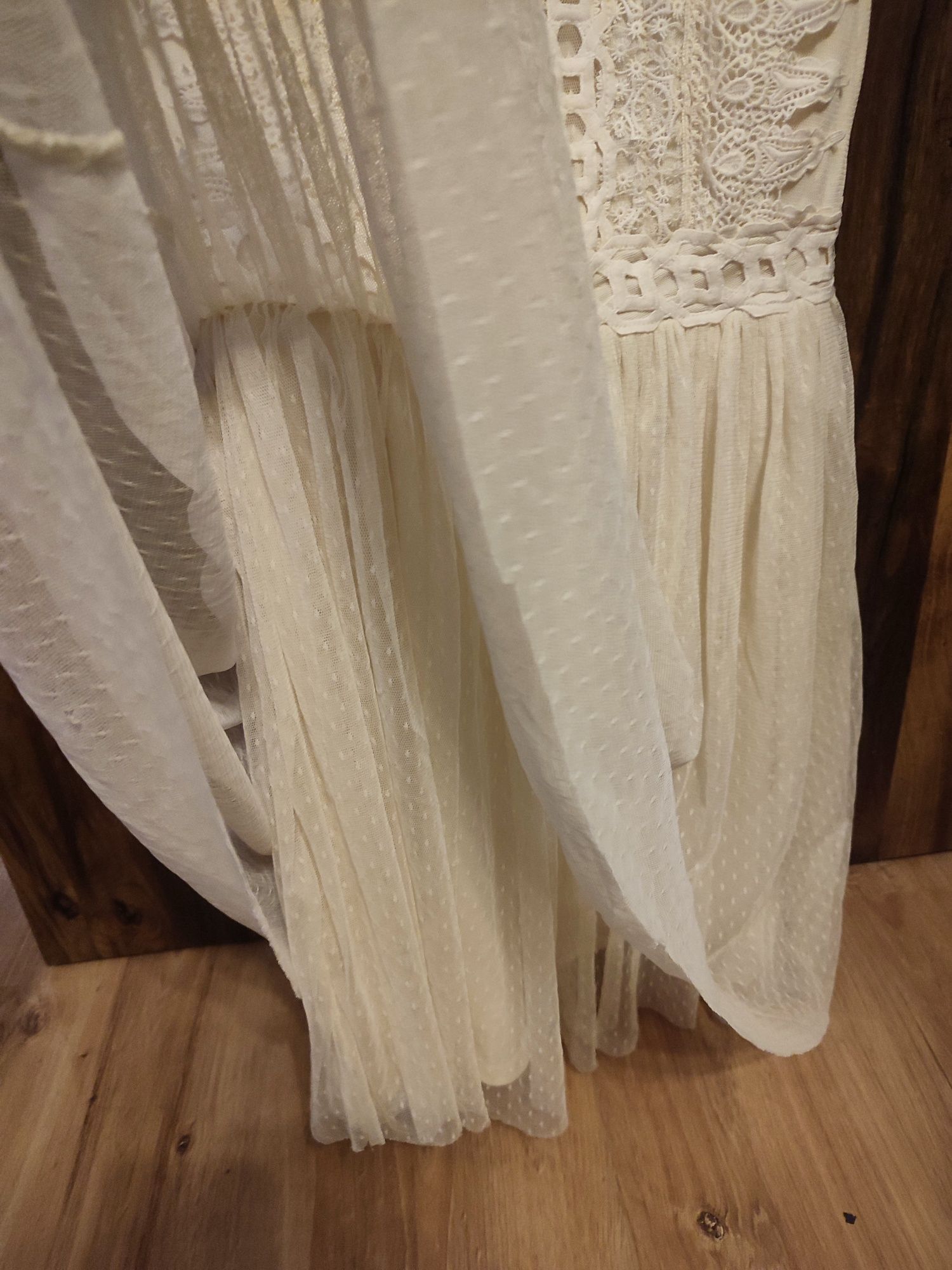 Elegancka sukienka ecru L
