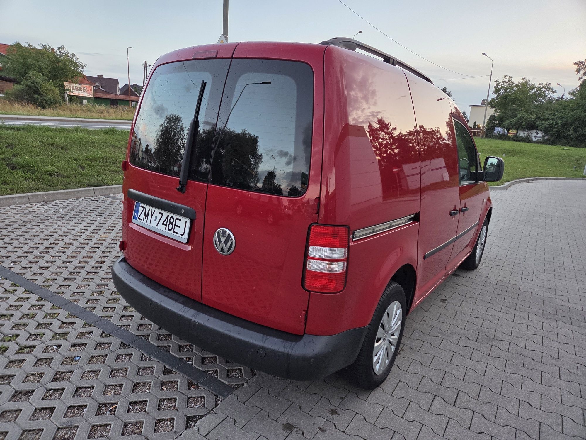Volkswagen Caddy 1.6 TDI 2012 R. Furgon Klima Zarejestrowany w PL