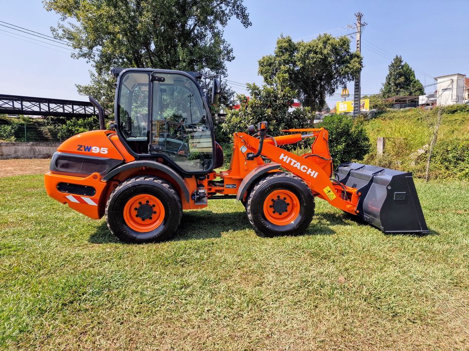 Pá carregadora hitachi