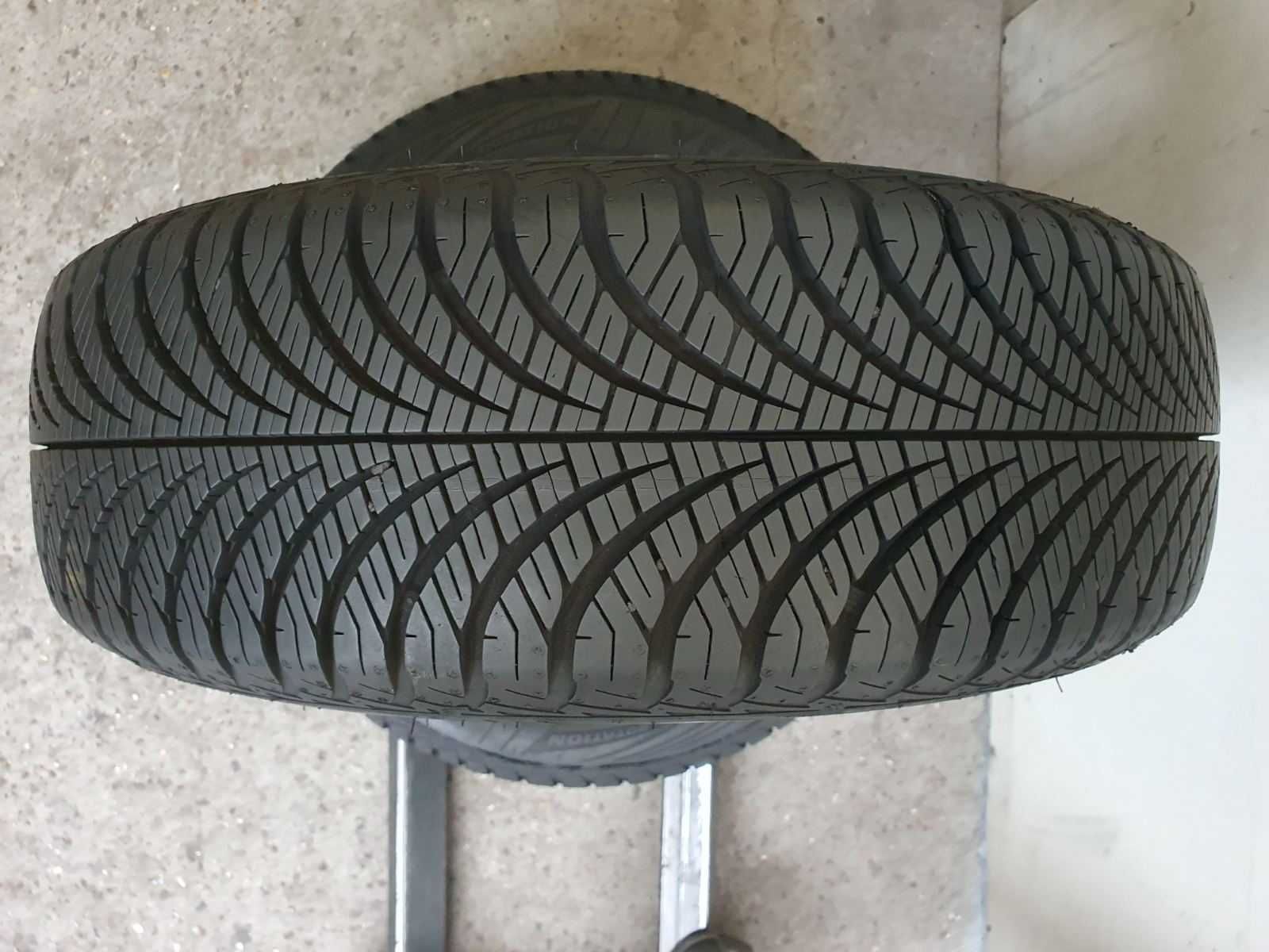 2x Goodyear Vector 4Seasons Gen 2  165/60r14 8mm  Jak nowe