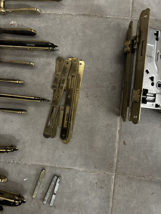 Stare Mosiezne zabytkowe klamki