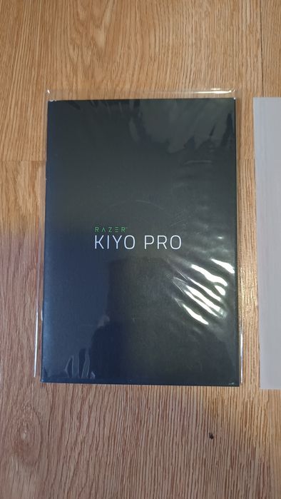 Webcam Razer Kiyo Pro Full HD 1080p — Usada 1x, impecável com caixa