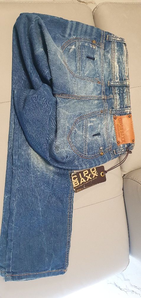 Spodnie jeans Cipo Baxx W26 L32