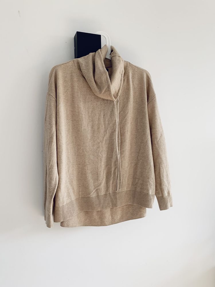 Sweter wełniany golf Massimo Dutti basic beżowy