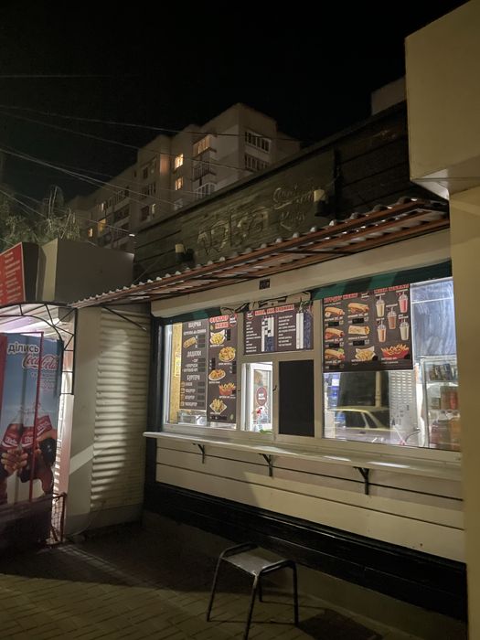 Продам готовий бізнес фастфуд ( ТЕРМІНОВО )