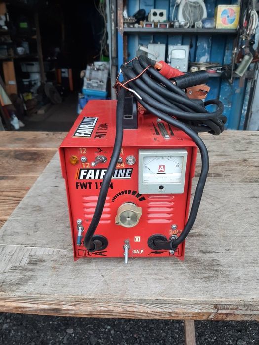 Пускові та зарядні пристрої