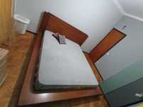 Vendo ou troco cama de casal + colchão por triliche com colchão