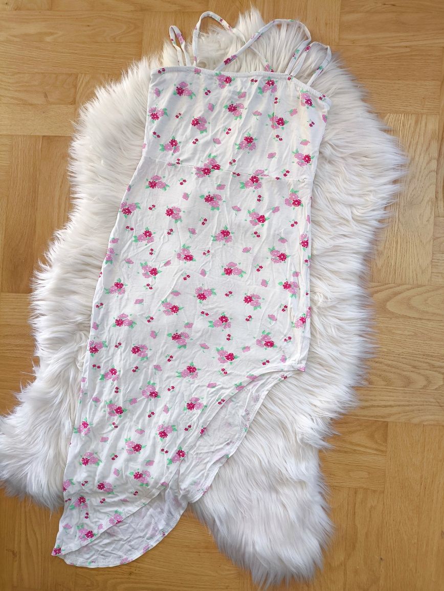 Biała letnia asymetryczna sukienka w kwiatki Missguided r. S