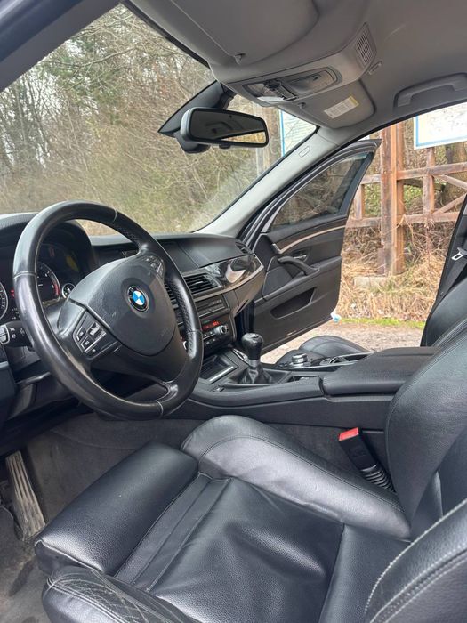 Бмв ф11 520д 2011р