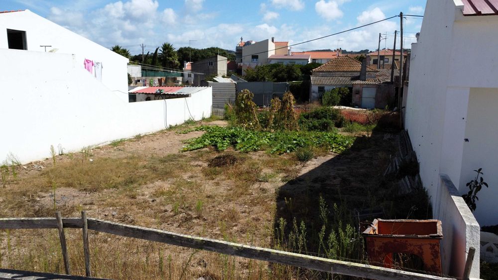 Terreno para Construção em Alfeizerão a 4 km de São Martinho do Porto