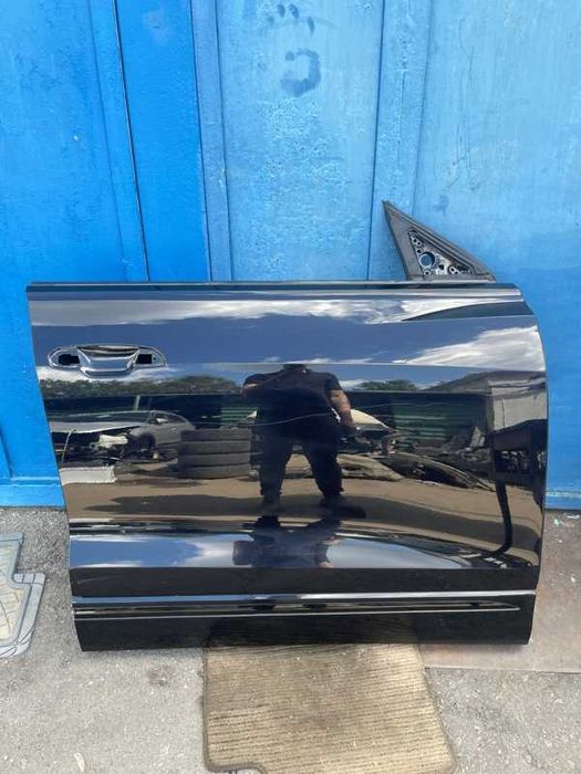 Дверь передняя правая Audi Q8