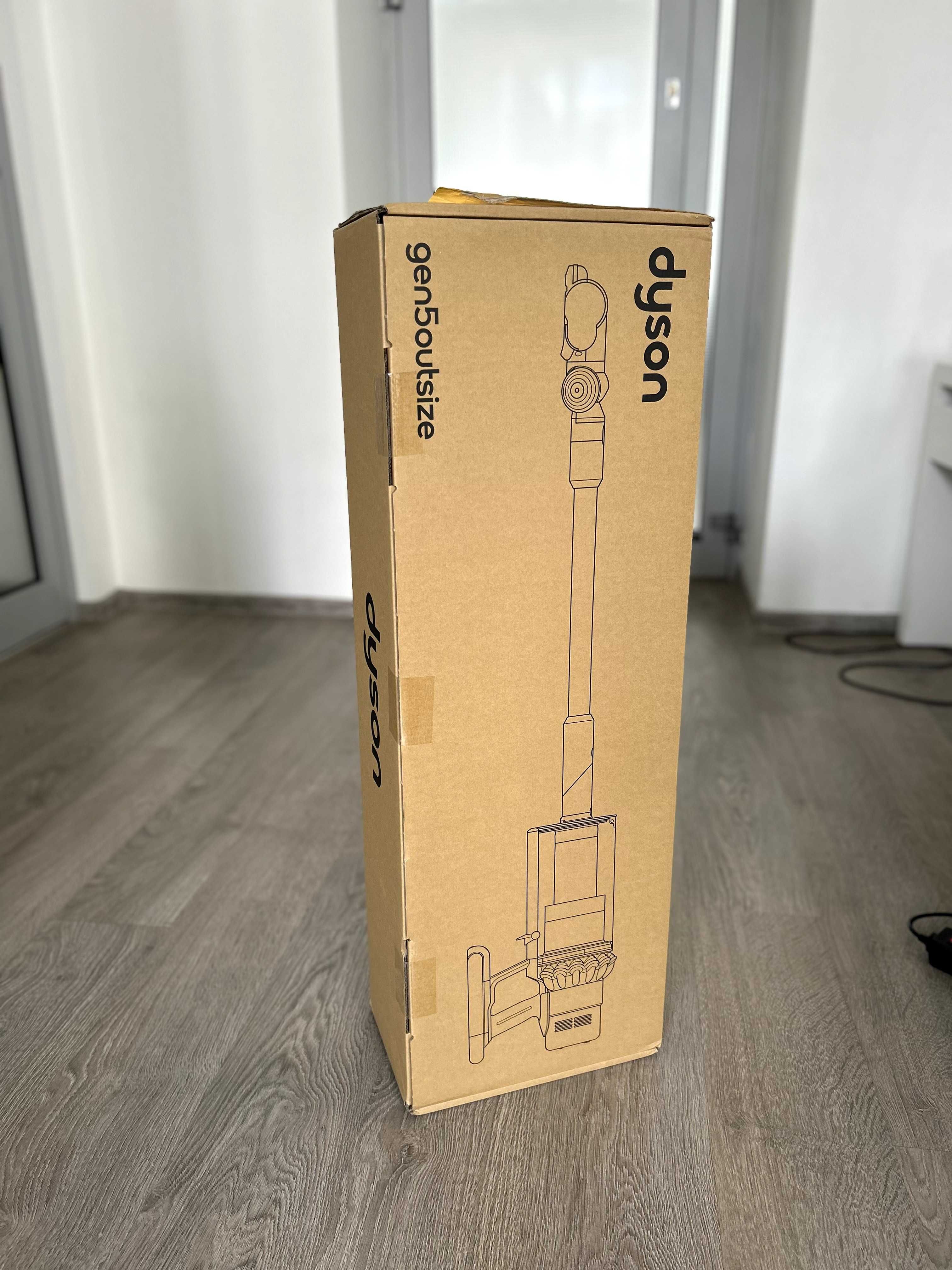 Оплата частинами! Пилосос Dyson Gen5 Outsize Absolute (447308-01)