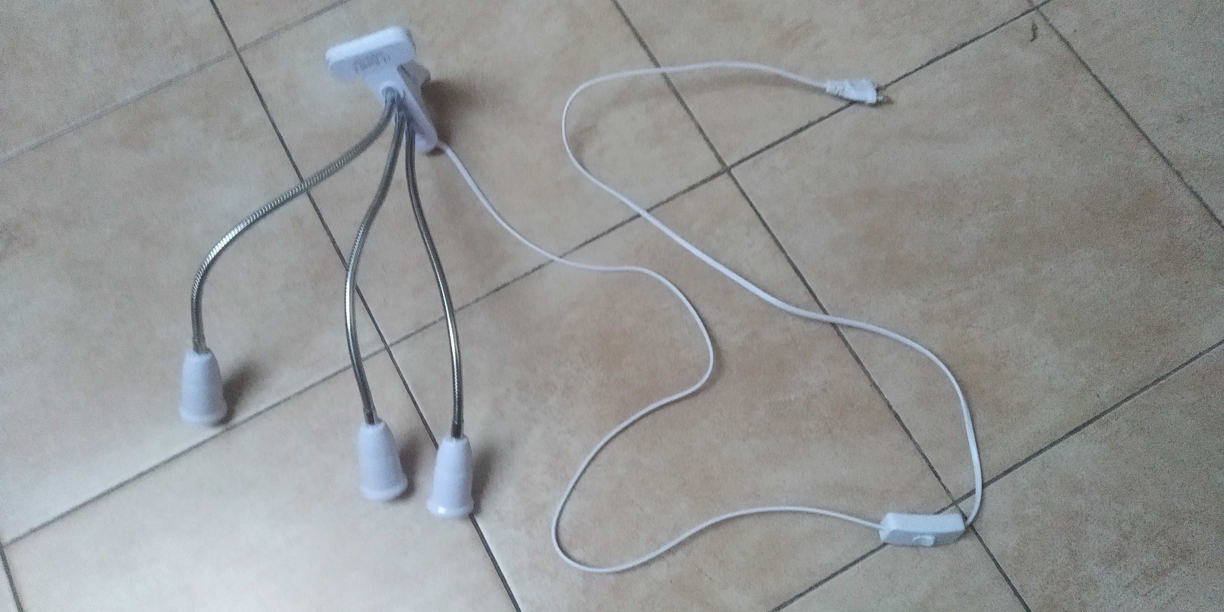 Lampa na klips potrójna do doświetlania roślin domowych