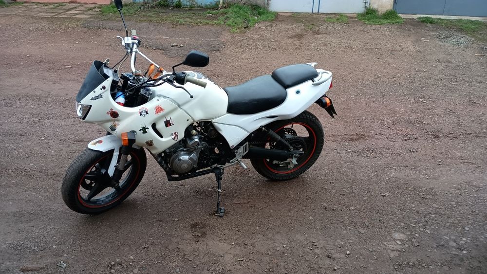 Продам мотоцикл Zonheng zs200 с мотором Yamaha srx400 обмен