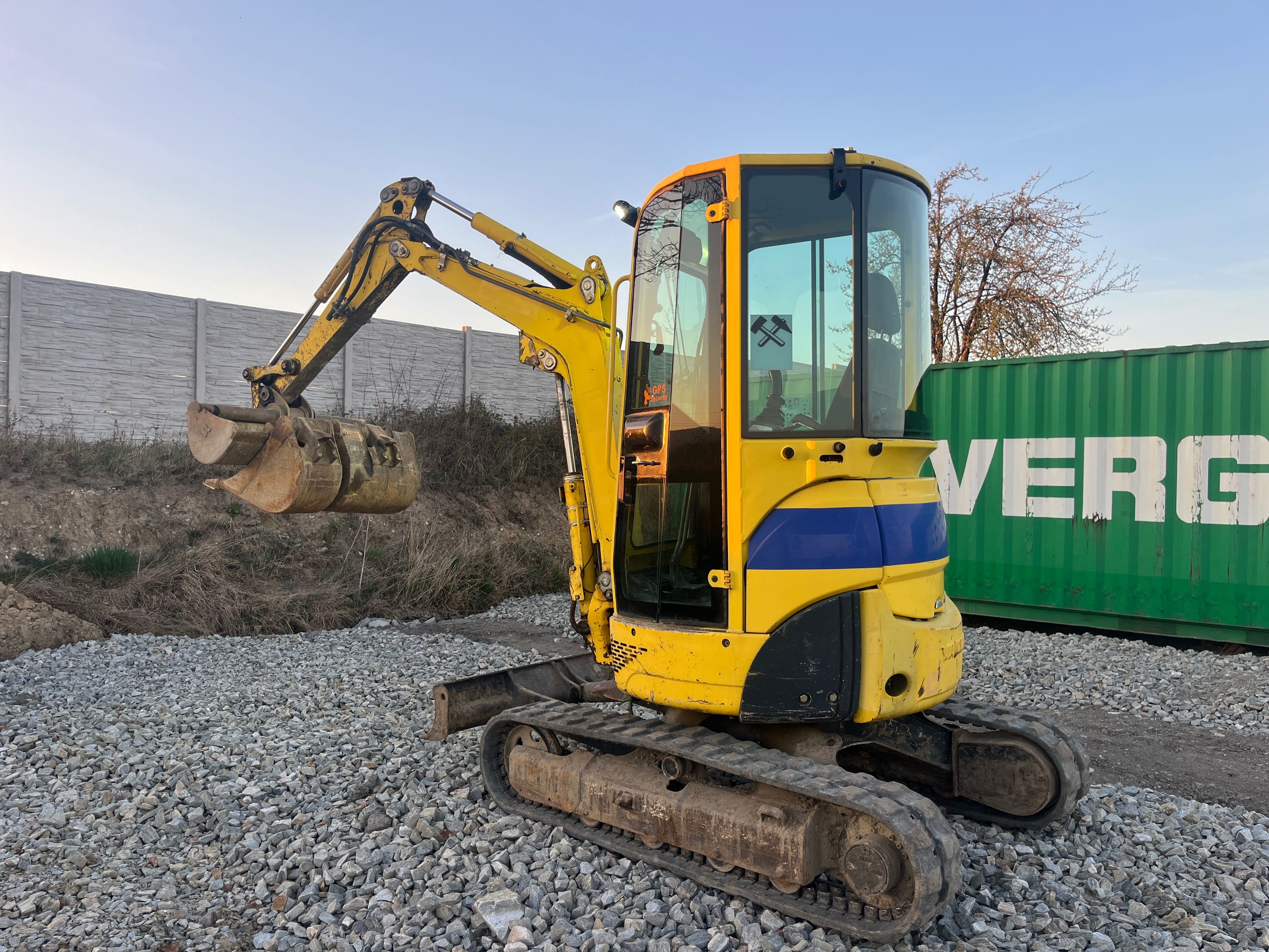 Wynajem mini koparki Yanmar vio 25