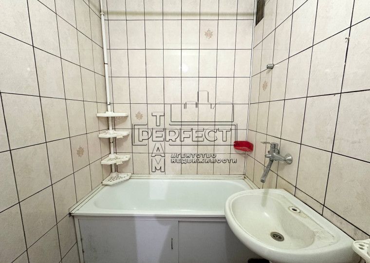 Продаж 2к квартири Машинобудівна 21 / Машиностроительная 21