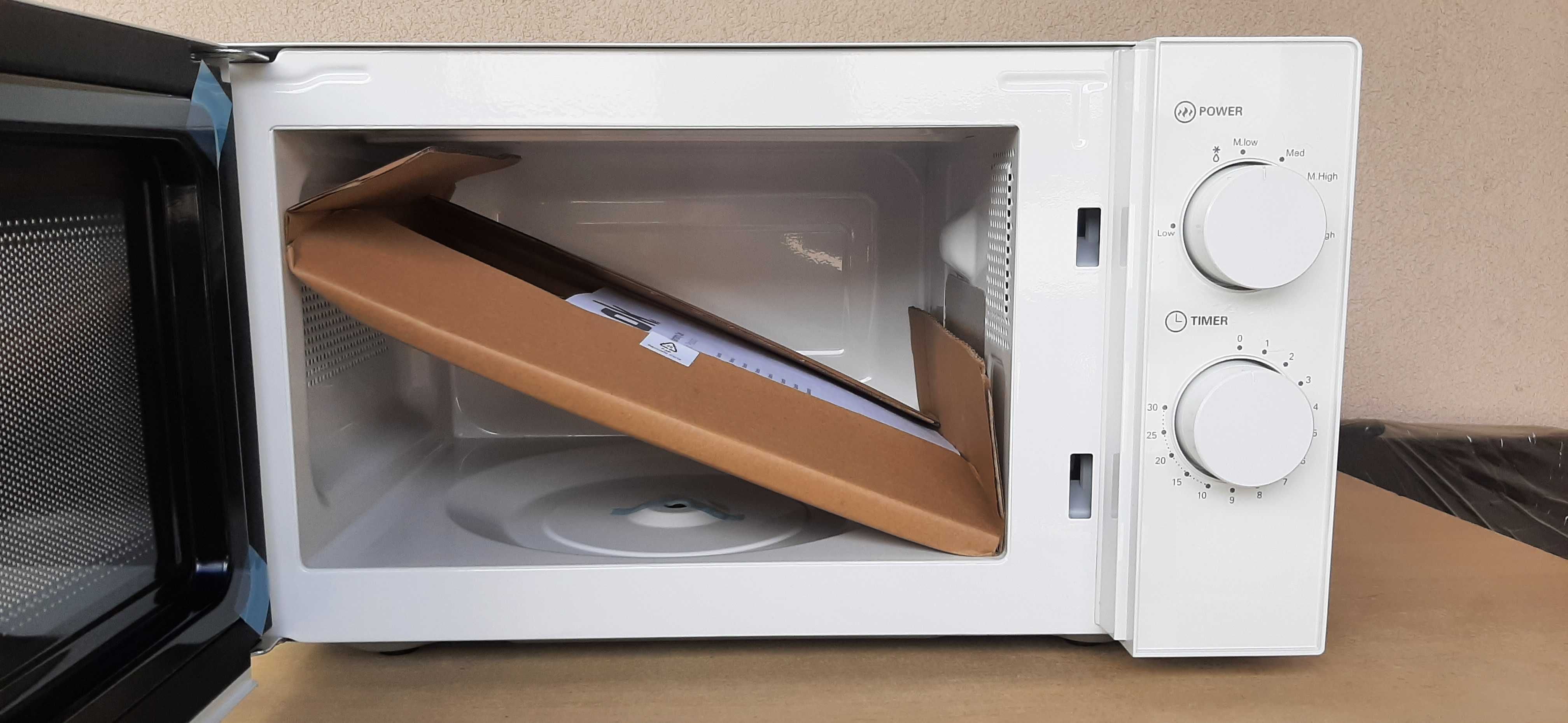 Kuchenka mikrofalowa firmy OK OMW 2024-1 W Biała 20l 700W