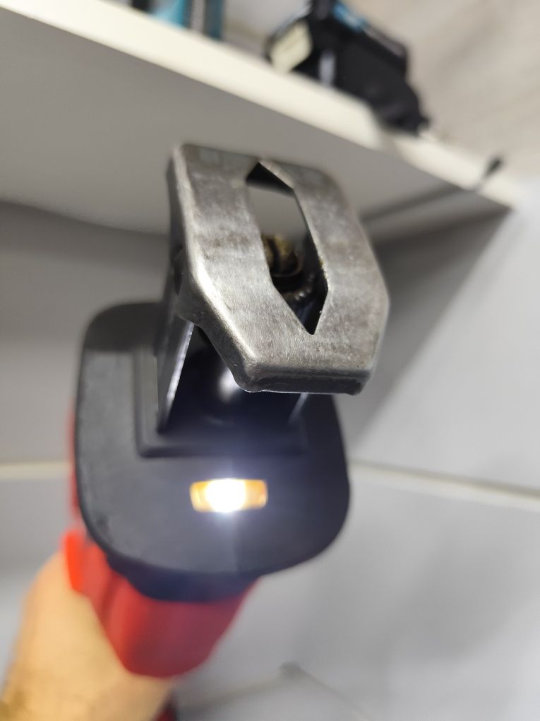 Milwaukee M18 FHZ безщіткова шабельна пилка Мілвоке оригінал