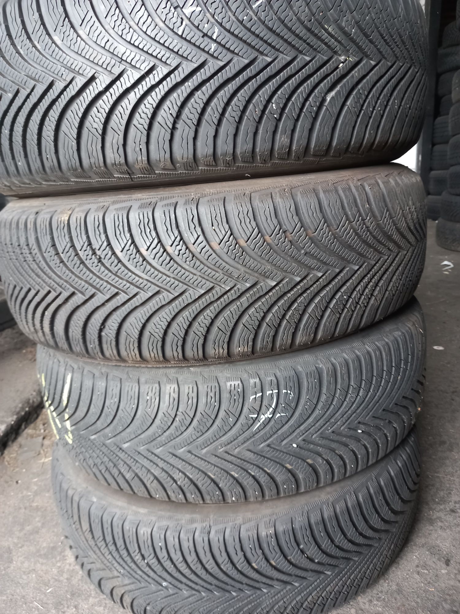 Opony używane 215/65/17 michelin 4x7 mm