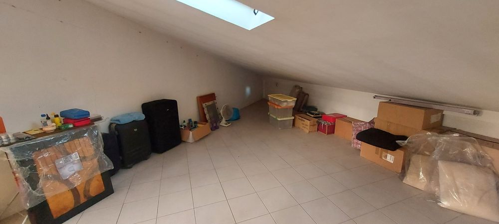 Alugo arrecadação 25 m2