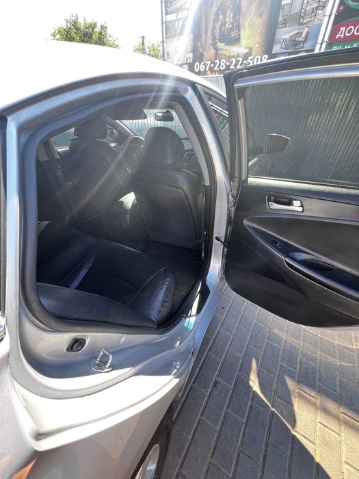 Автомобіль Sonata 2012