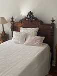 Cama antiga restaurada