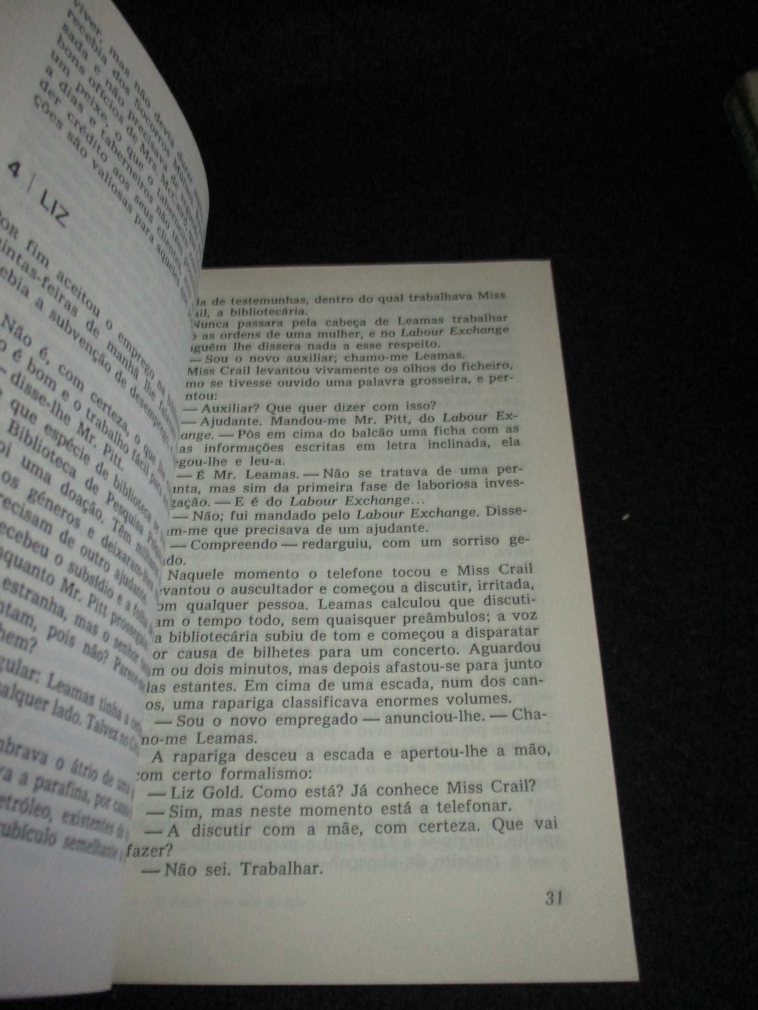 Livros de Bolso Carré Arsène Lupin John Barrow Mark Twain Stevenson