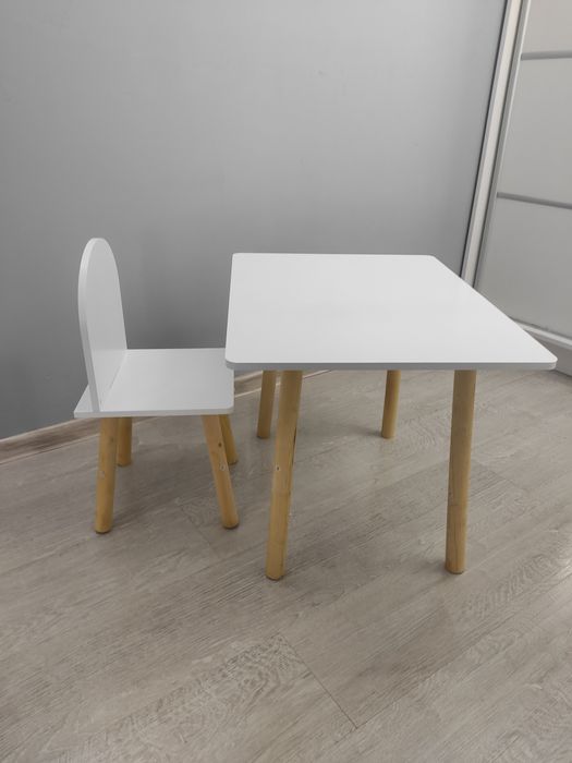 Zestaw stolik krzesło dla dzieci