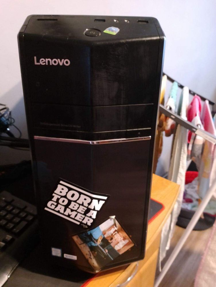 Komputer stacjonarny lenovo