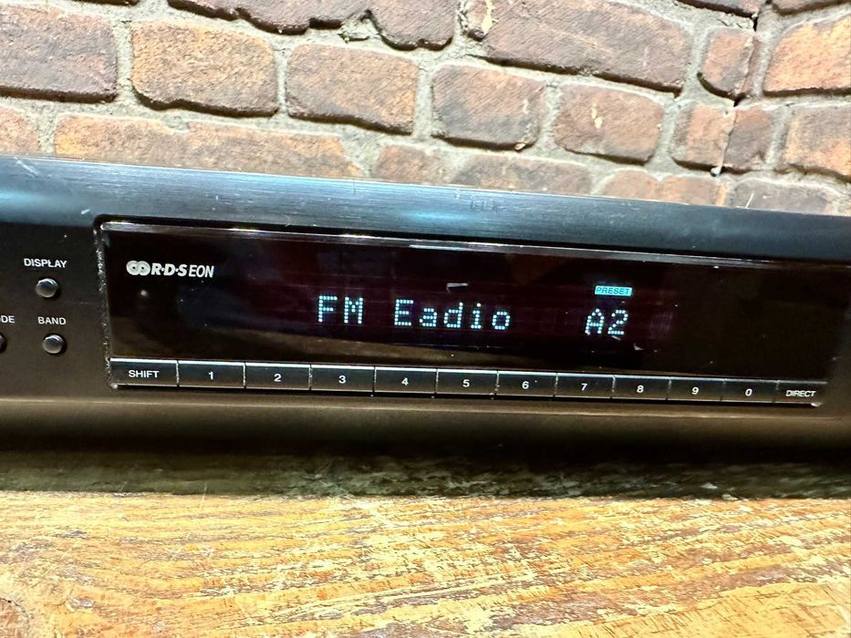 Tuner radiowy Sony ST-SE 520 RDS