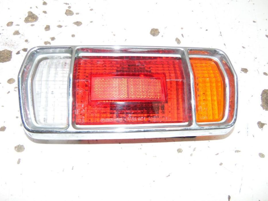 Datsun 1200 vidro de farolim