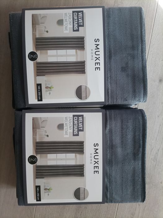 Zasłony 4 szt welurowe welwetowe na taśmie z tunelem Smukee 4x zasłona