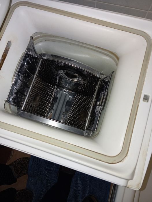 Продам пральну машинкуWHIRPOOL