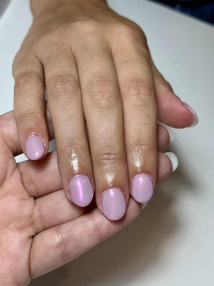 Unhas de gel e verniz gel