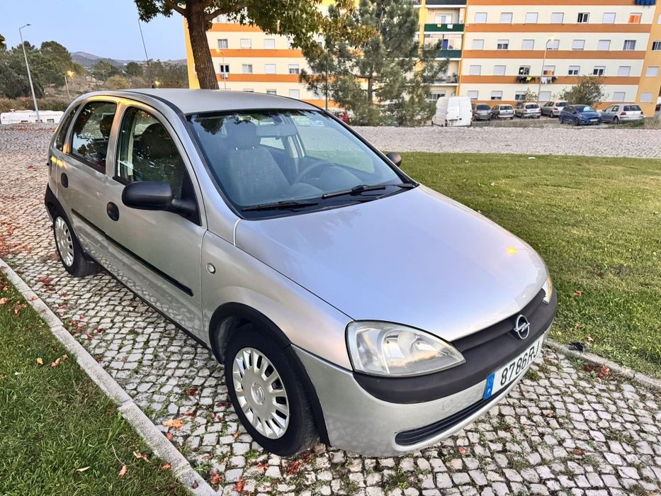 Opel Corsa C ano 2002