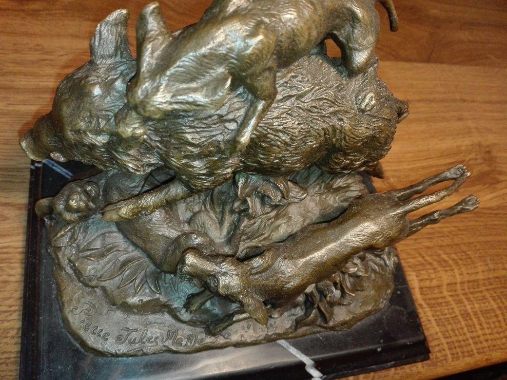 Estatueta em ferro - caça ao javali