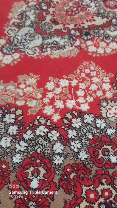 Килим  шерстяний