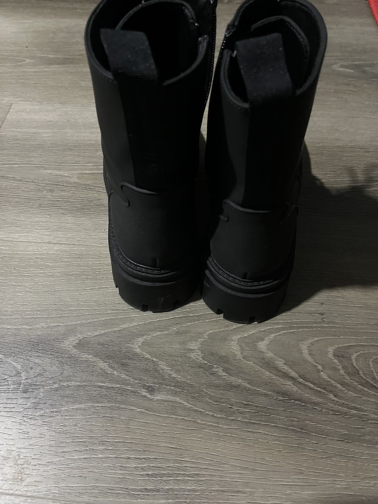 Botas mulher novas