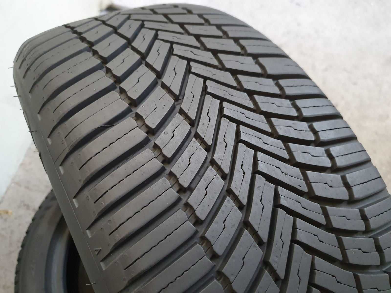 2x Bridgestone Weather Control A005 225/45R17  6,5mm