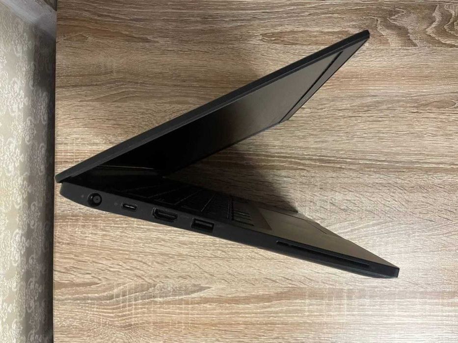 Ноутбук Dell Latitude 7390 | I5-7300U| RAM-8Gb| SSD-256Gb| 13.3 Ful HD