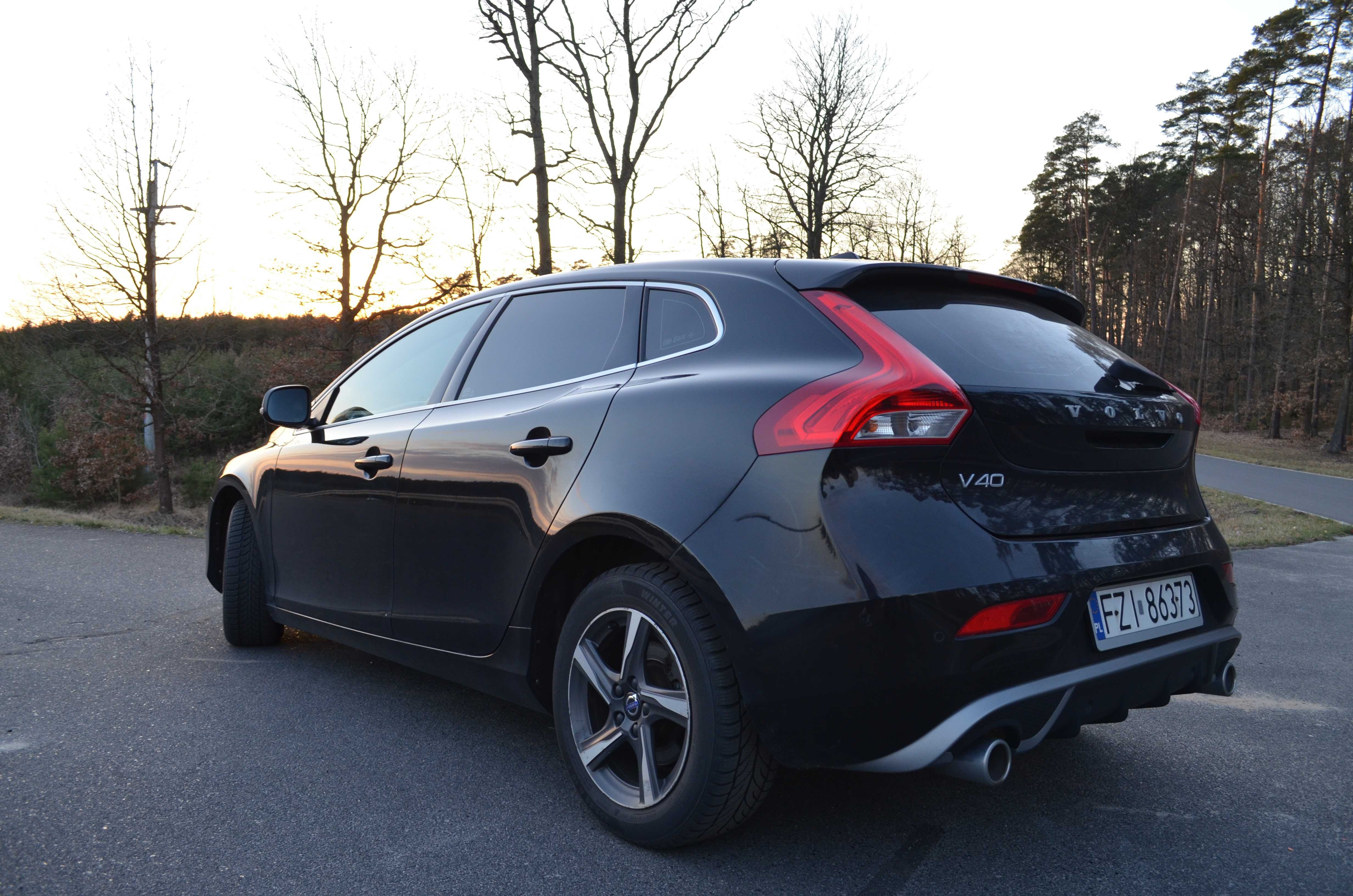 Volvo V40 D2 R-design