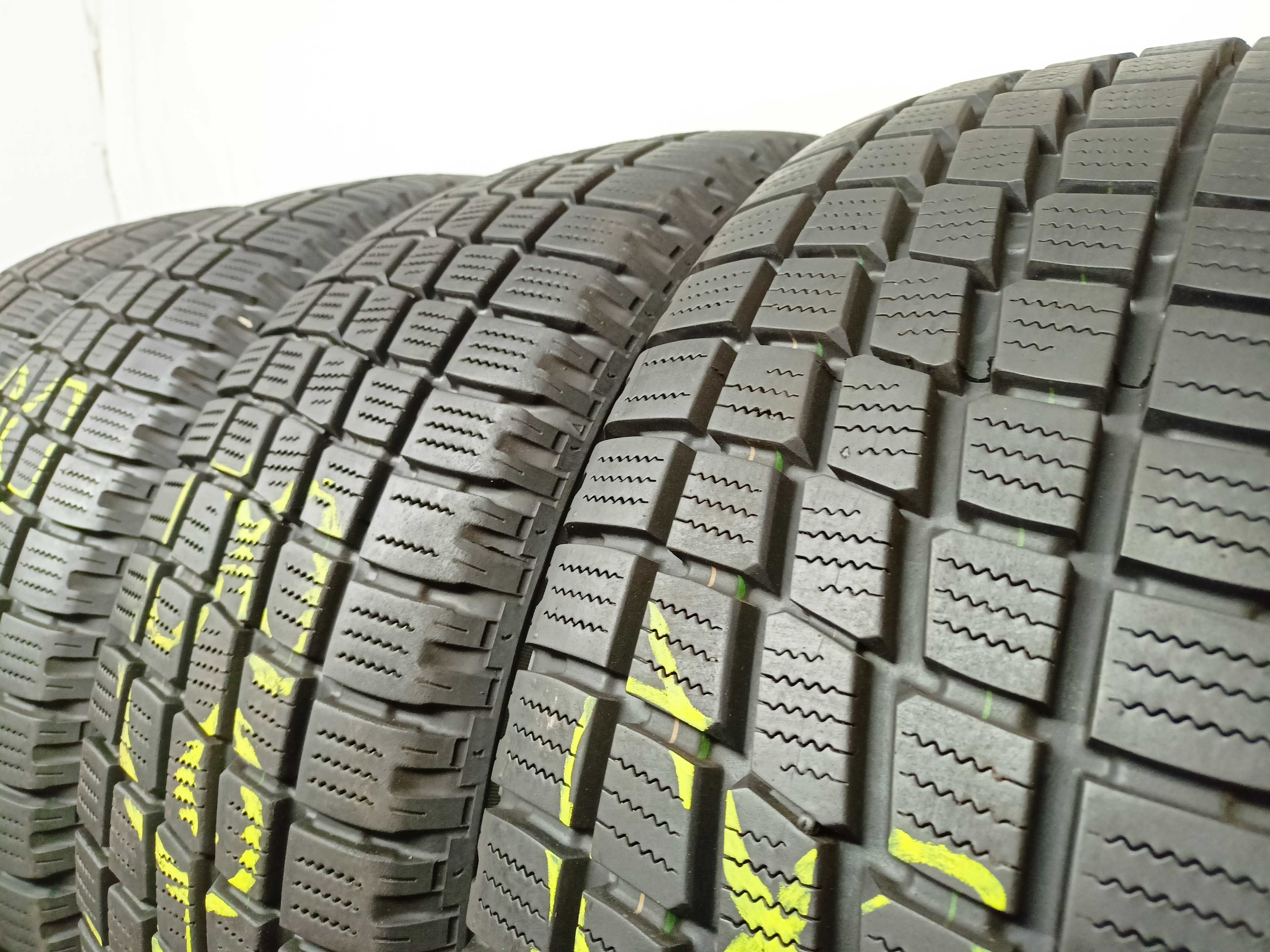 Toyo H09 215/60/17C 20218r. 104/102T 2x10,1mm 2x9,2mm (468)