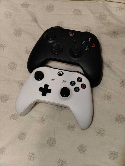 Геймпад Xbox One Wireless Controller (Model 1708)