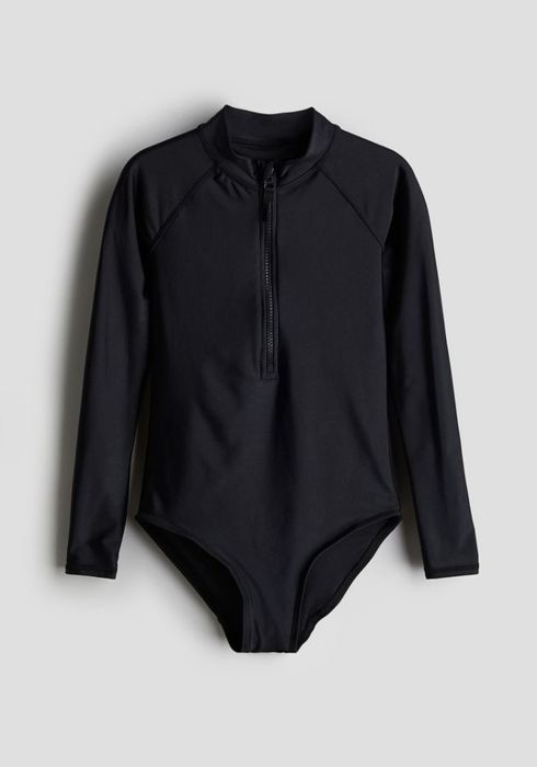 Strój kąpielowy z długim rękawem