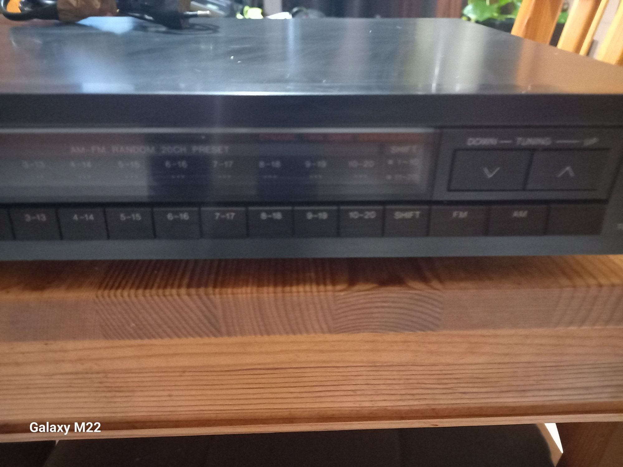 Radiowy tuner Denon TU-600