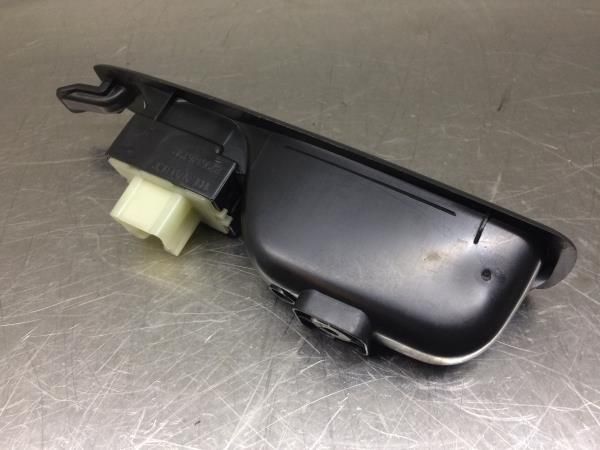 Comando / botão / interruptor vidros trás direito RENAULT Captur (J5_)