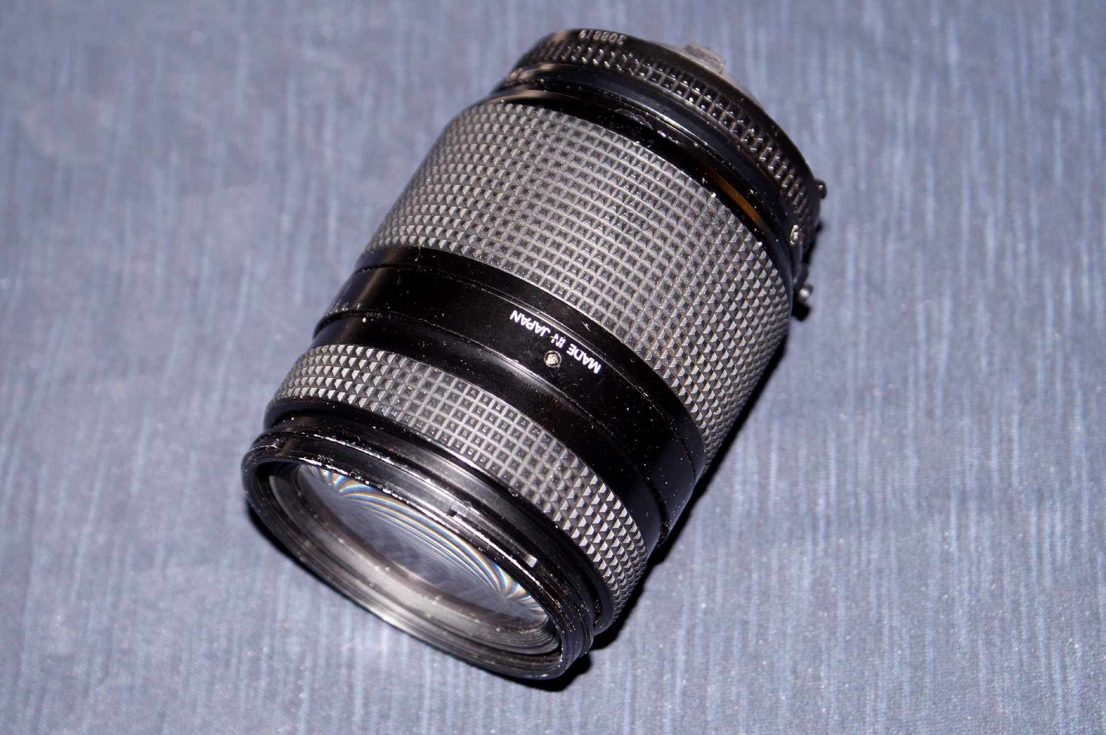 Nikon AF 35-70 f/2.8