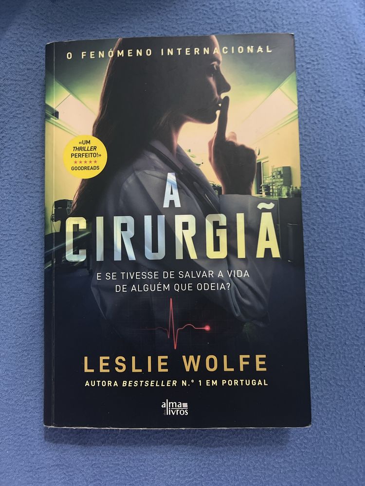 Vendo livro “ A cirurgiã”