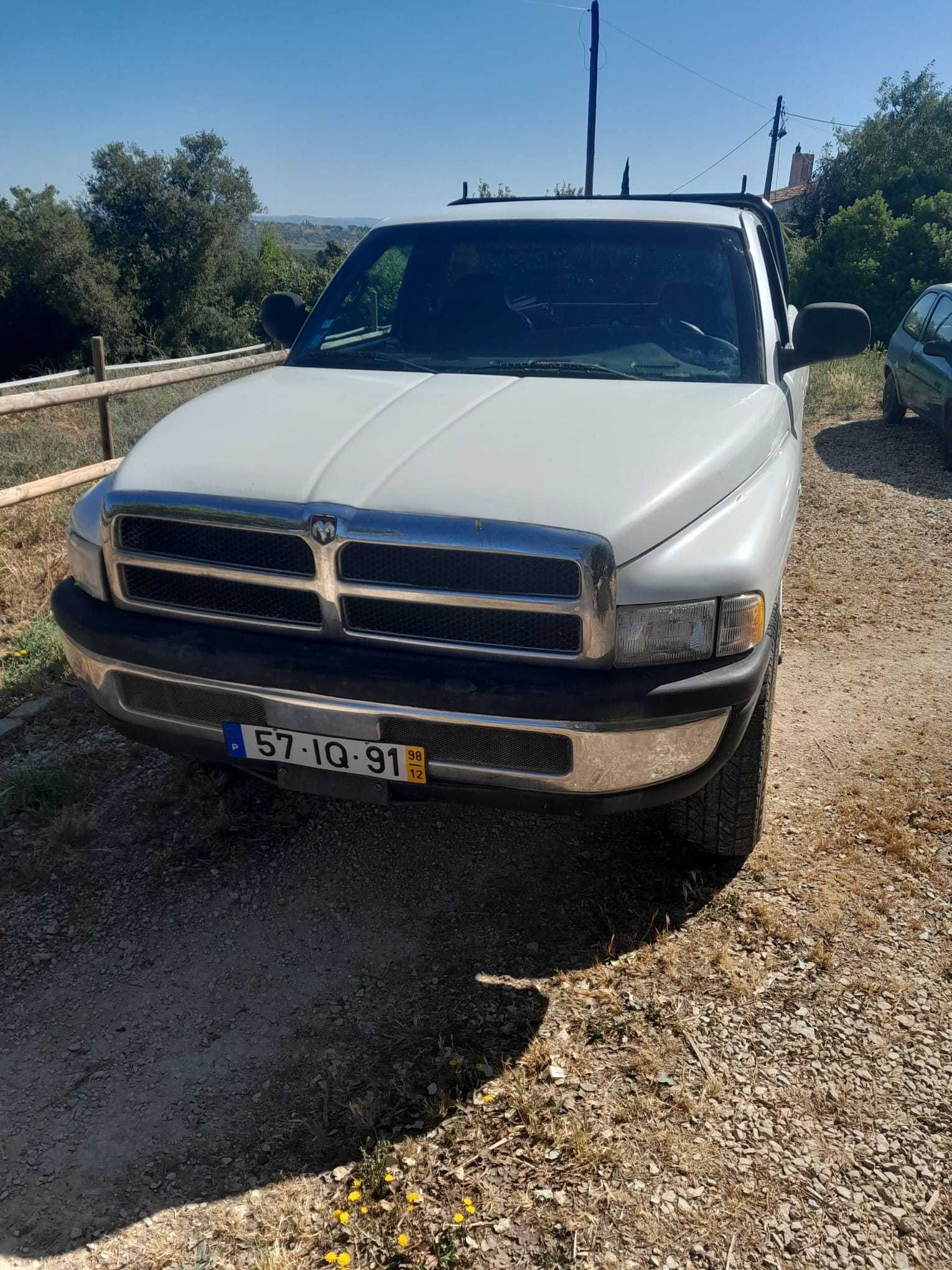 Dodge Ram 1998 v8