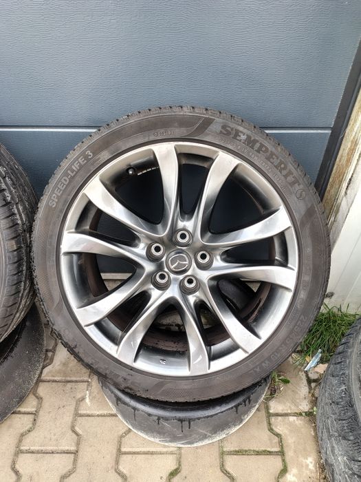 Całe koła Mazda r19 225/45 opony semperit speed-life3